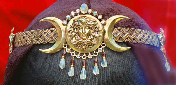 wpe76.jpg (114361 bytes)