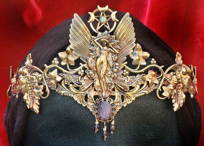 wpeB1.jpg (168651 bytes)